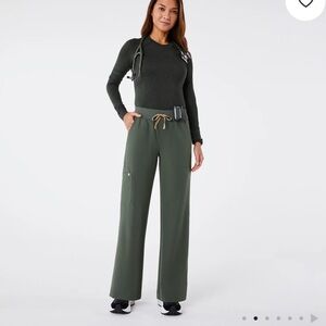 NWT Figs High Waisted Isabel Wide Leg Scrub Pants